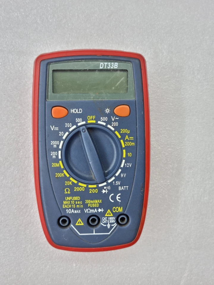 DT33B DIGITAL MULTIMETER AC/DC VOLTAGE CURRENT OHM TESTER
